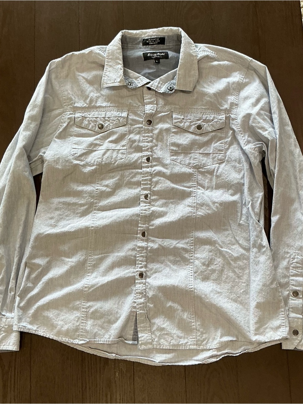Eighty-Eight Platinum Men’s Light Denim Button-Down Shirt
